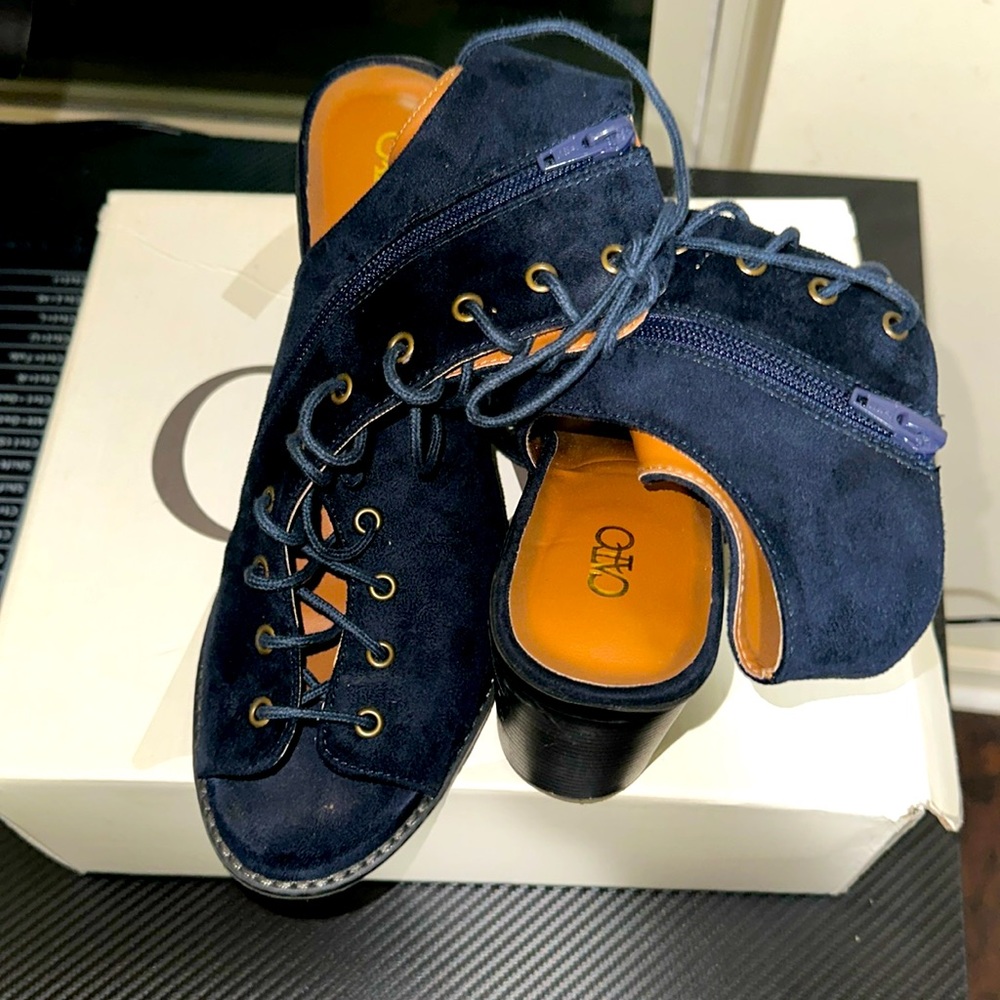size 11 M
